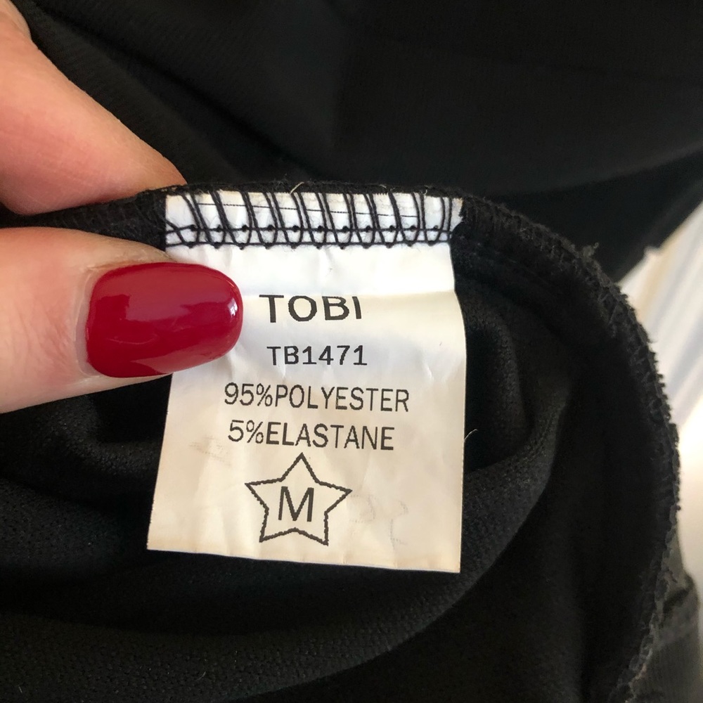 Tobi black strapless body con dress with cutout - Picture 5 of 6